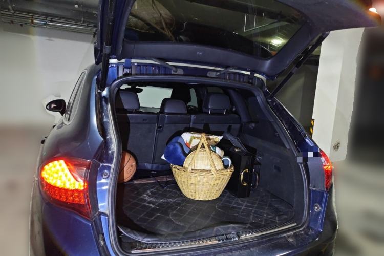 Used Porsche Cayenne 2011 Cayenne S 4.8L Trunk