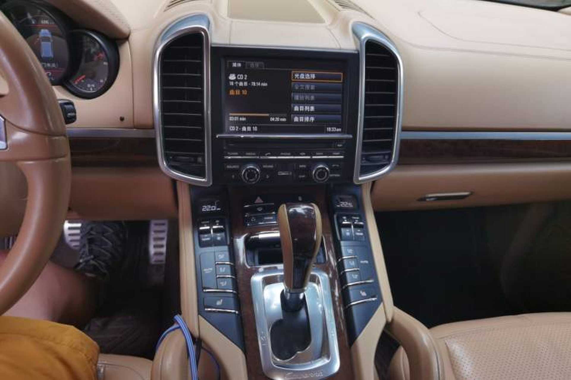 Used Porsche Cayenne 2011 Cayenne 3.0T Audio And AC Panel
