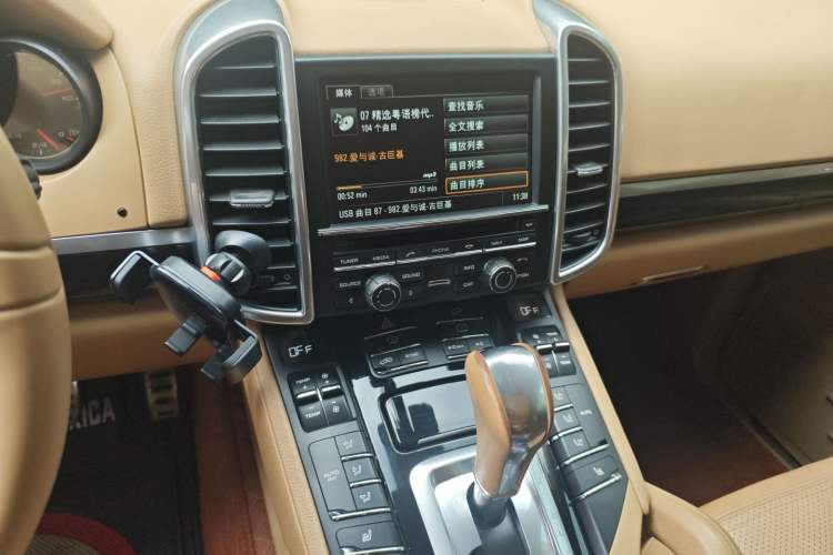 Used Porsche Cayenne 2011 Cayenne S 4.8L Audio And AC Panel