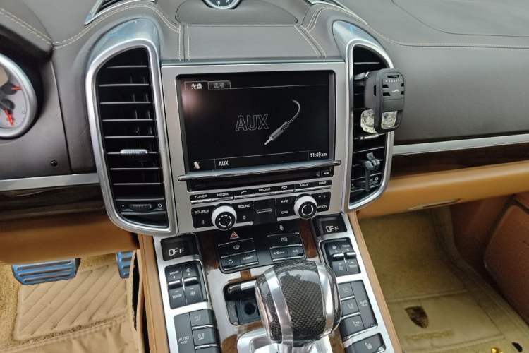 Used Porsche Cayenne 2011 Cayenne Turbo 4.8T Audio And AC Panel