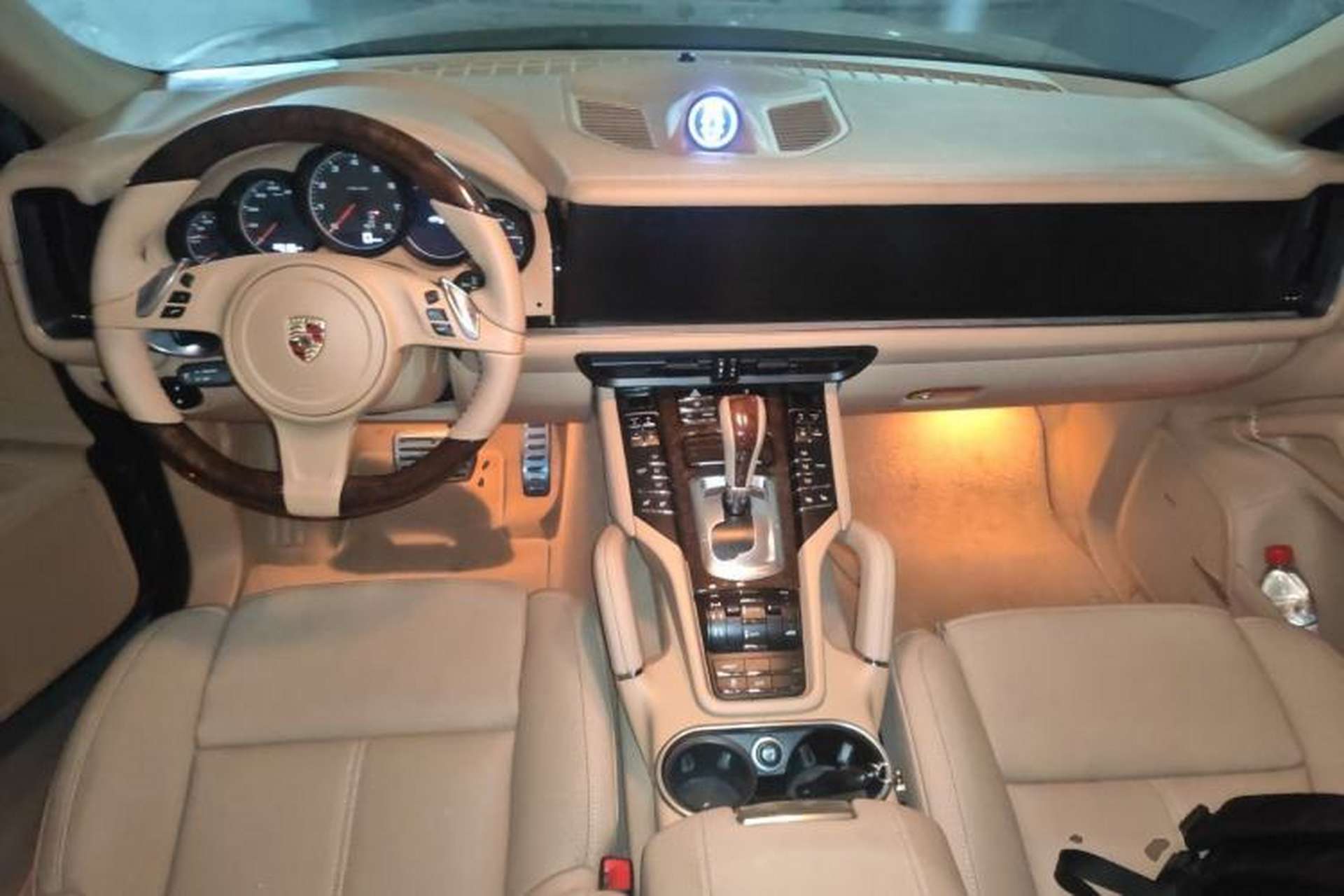 Used Porsche Cayenne 2011 Cayenne 3.0T Center Console
