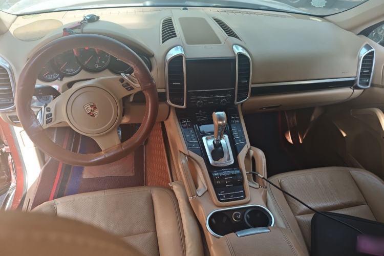 Used Porsche Cayenne 2011 Cayenne 3.0T Center Console