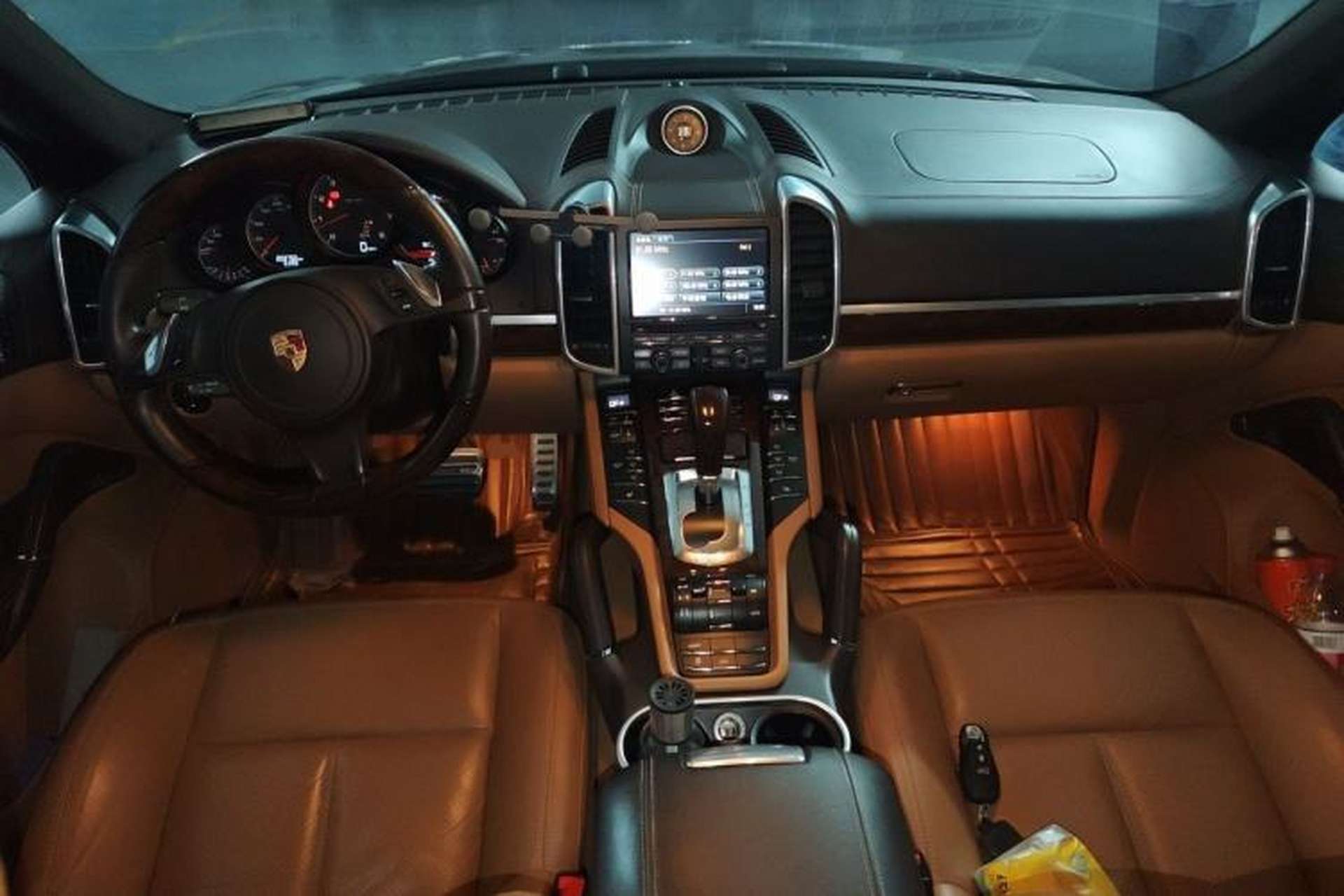 Used Porsche Cayenne 2011 Cayenne 3.0T Center Console