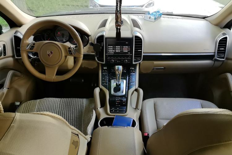 Used Porsche Cayenne 2011 Cayenne S Hybrid 3.0T Center Console