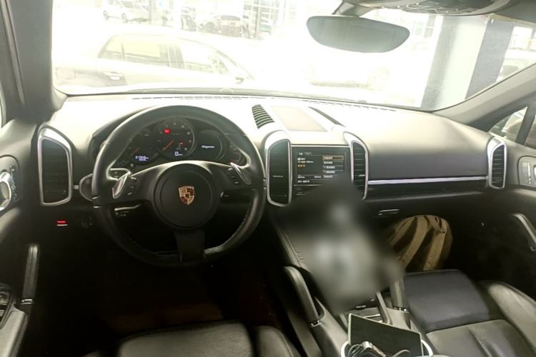 Used Porsche Cayenne 2011 Cayenne 3.0T Center Console