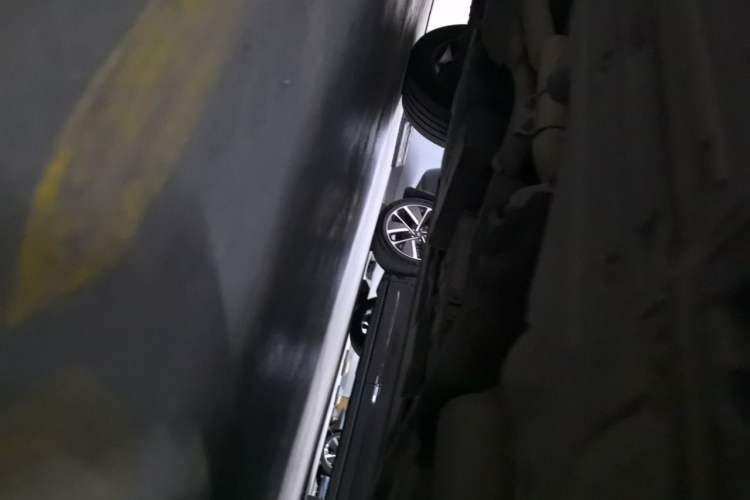 Used Porsche Cayenne 2011 Cayenne 3.0T Chassis Front Right