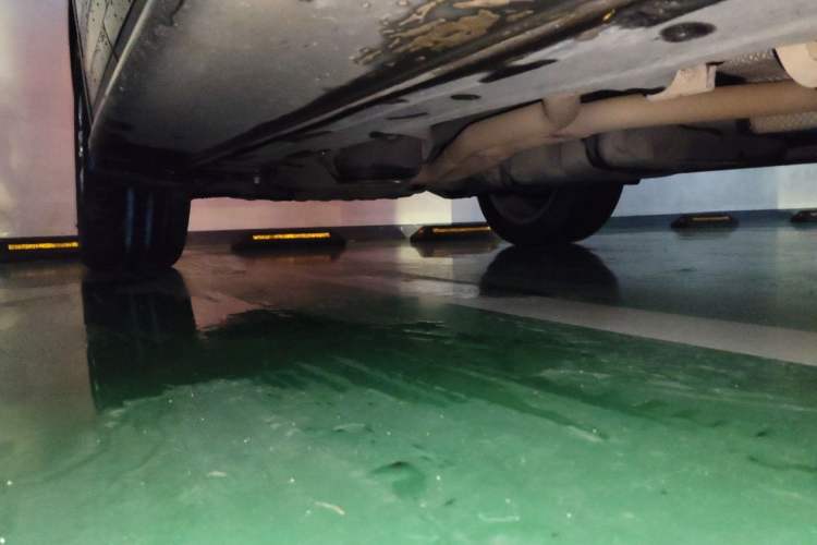 Used Porsche Cayenne 2011 Cayenne S 4.8L Chassis Front Right