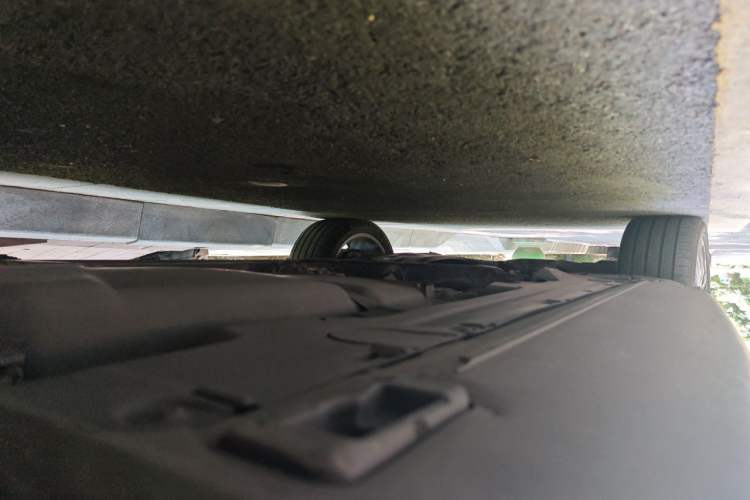 Used Porsche Cayenne 2011 Cayenne 3.0T Chassis Rear Left