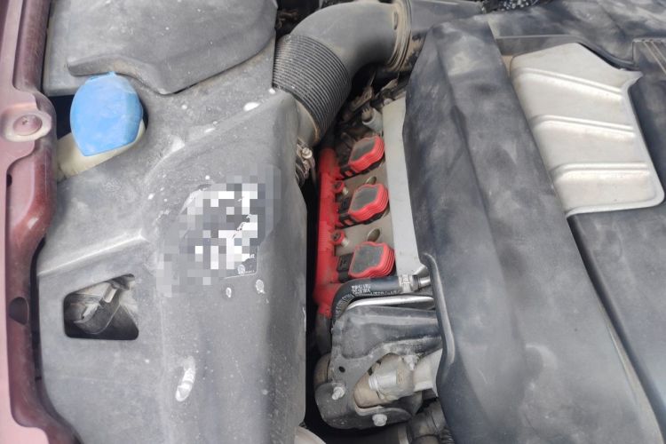 Used Porsche Cayenne 2011 Cayenne 3.0T Engine Bay Right