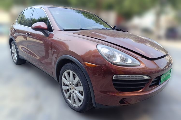 Used Porsche Cayenne 2011 Cayenne S Hybrid 3.0T Front Right 45 Deg