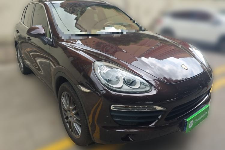 Used Porsche Cayenne 2011 Cayenne S 4.8L Front Right 45 Deg