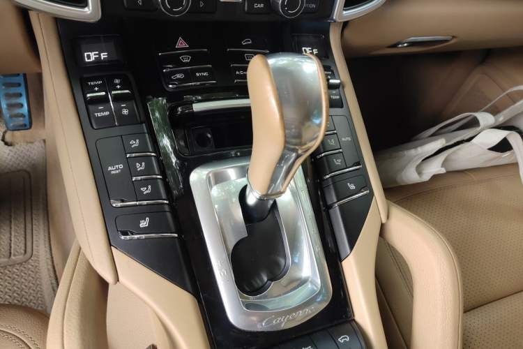 Used Porsche Cayenne 2011 Cayenne 3.0T Gear Lever