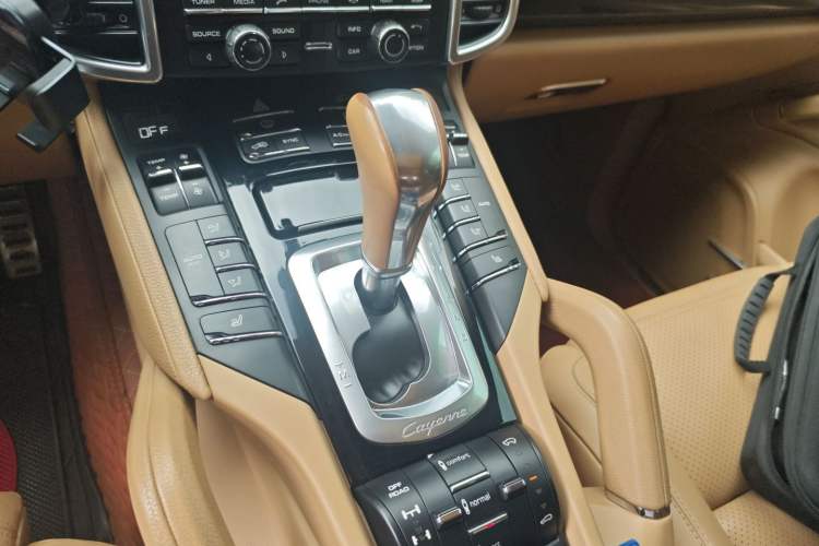Used Porsche Cayenne 2011 Cayenne S 4.8L Gear Lever