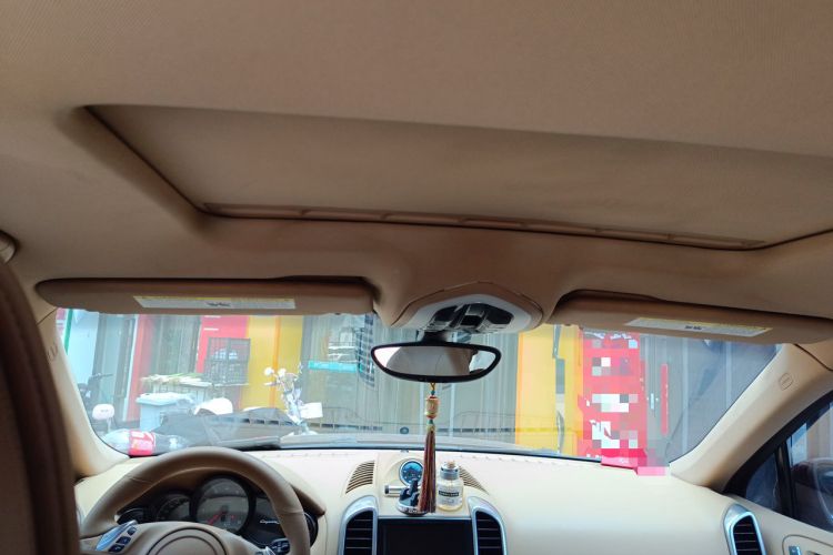 Used Porsche Cayenne 2011 Cayenne S Hybrid 3.0T Headliner