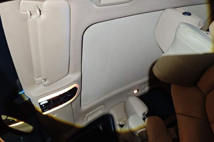 Used Porsche Cayenne 2011 Cayenne 3.0T Headliner