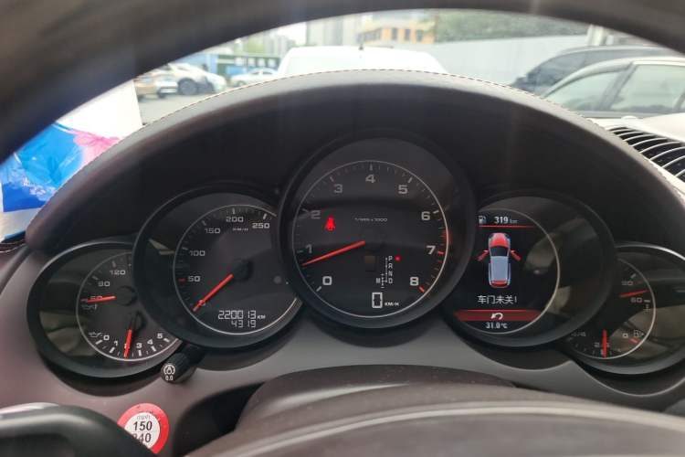 Used Porsche Cayenne 2011 Cayenne 3.0T Instrument Cluster