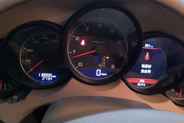Used Porsche Cayenne 2011 Cayenne 3.0T Instrument Cluster