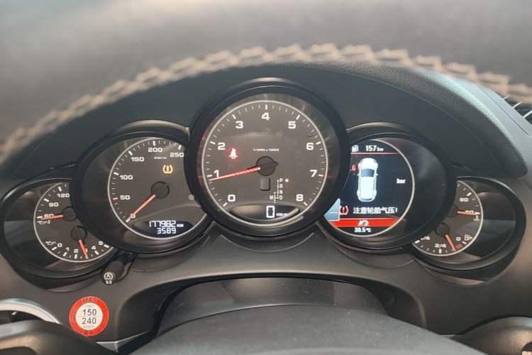 Used Porsche Cayenne 2011 Cayenne 3.0T Instrument Cluster