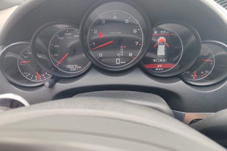 Used Porsche Cayenne 2011 Cayenne 3.0T Instrument Cluster