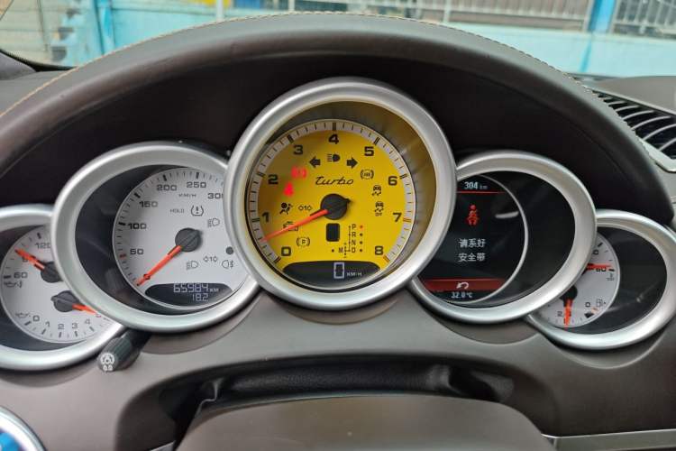 Used Porsche Cayenne 2011 Cayenne Turbo 4.8T Instrument Cluster