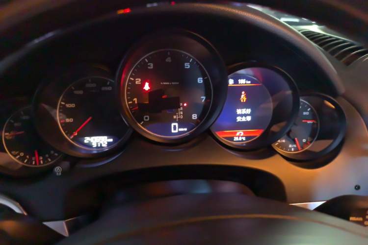 Used Porsche Cayenne 2011 Cayenne 3.0T Instrument Cluster
