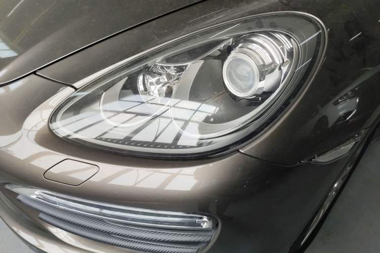 Used Porsche Cayenne 2011 Cayenne 3.0T Left Front Headlight