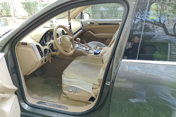 Used Porsche Cayenne 2011 Cayenne S Hybrid 3.0T Left Front Seat
