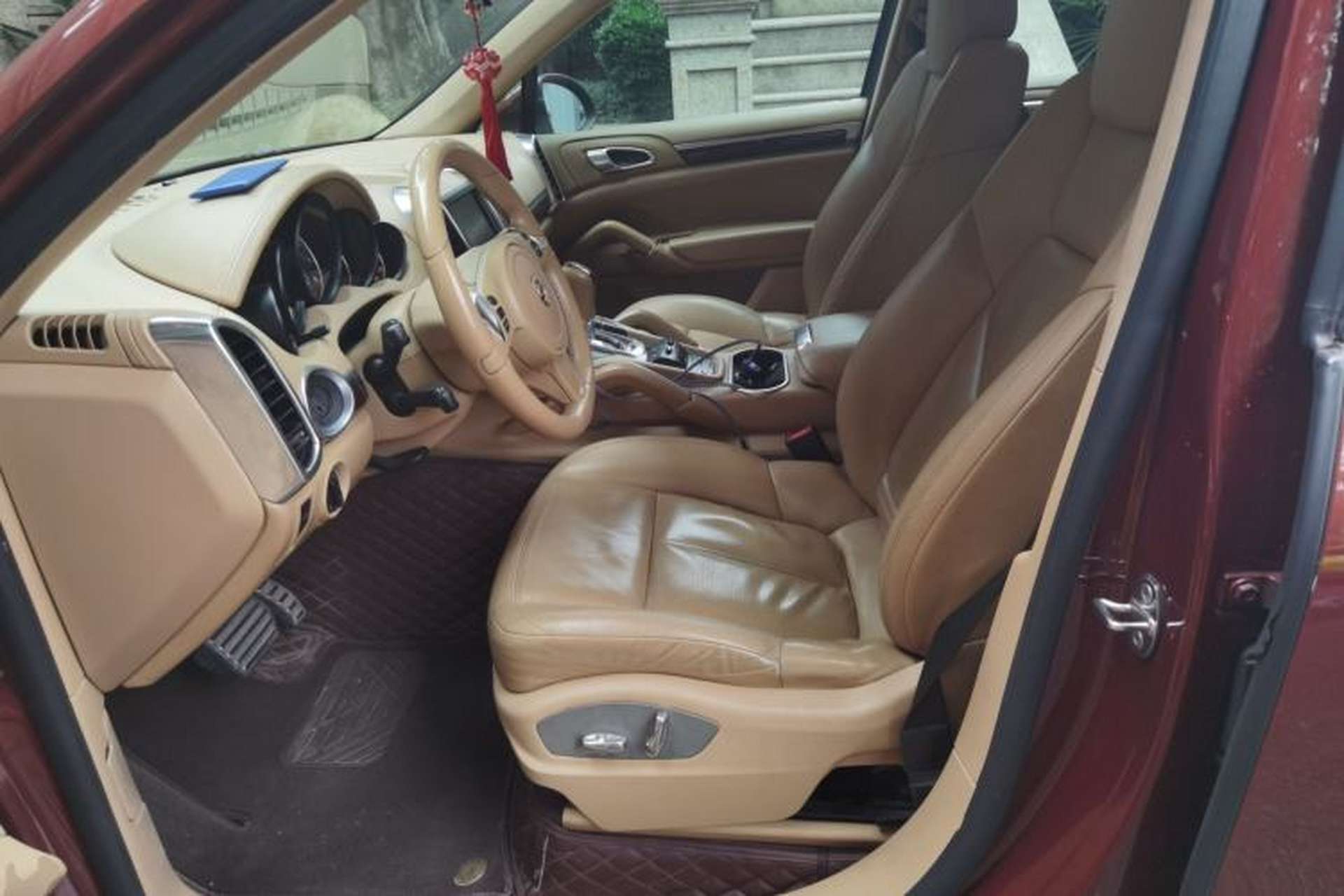 Used Porsche Cayenne 2011 Cayenne 3.0T Left Front Seat