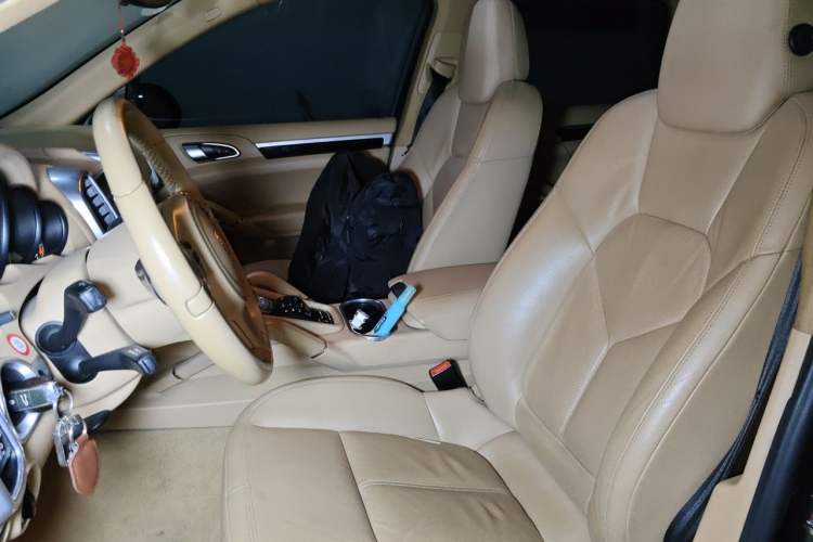 Used Porsche Cayenne 2011 Cayenne 3.0T Left Front Seat