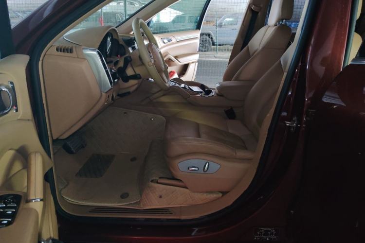 Used Porsche Cayenne 2011 Cayenne 3.0T Left Front Seat