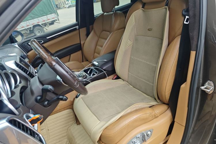 Used Porsche Cayenne 2011 Cayenne Turbo 4.8T Left Front Seat