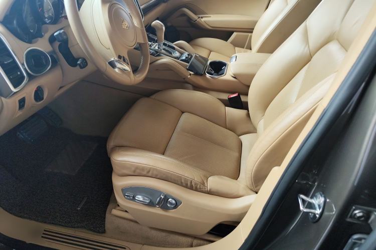 Used Porsche Cayenne 2011 Cayenne 3.0T Left Front Seat