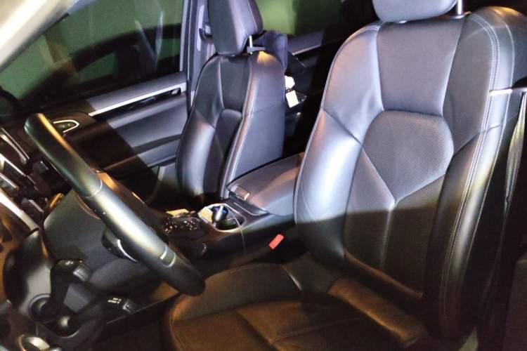 Used Porsche Cayenne 2011 Cayenne S 4.8L Left Front Seat