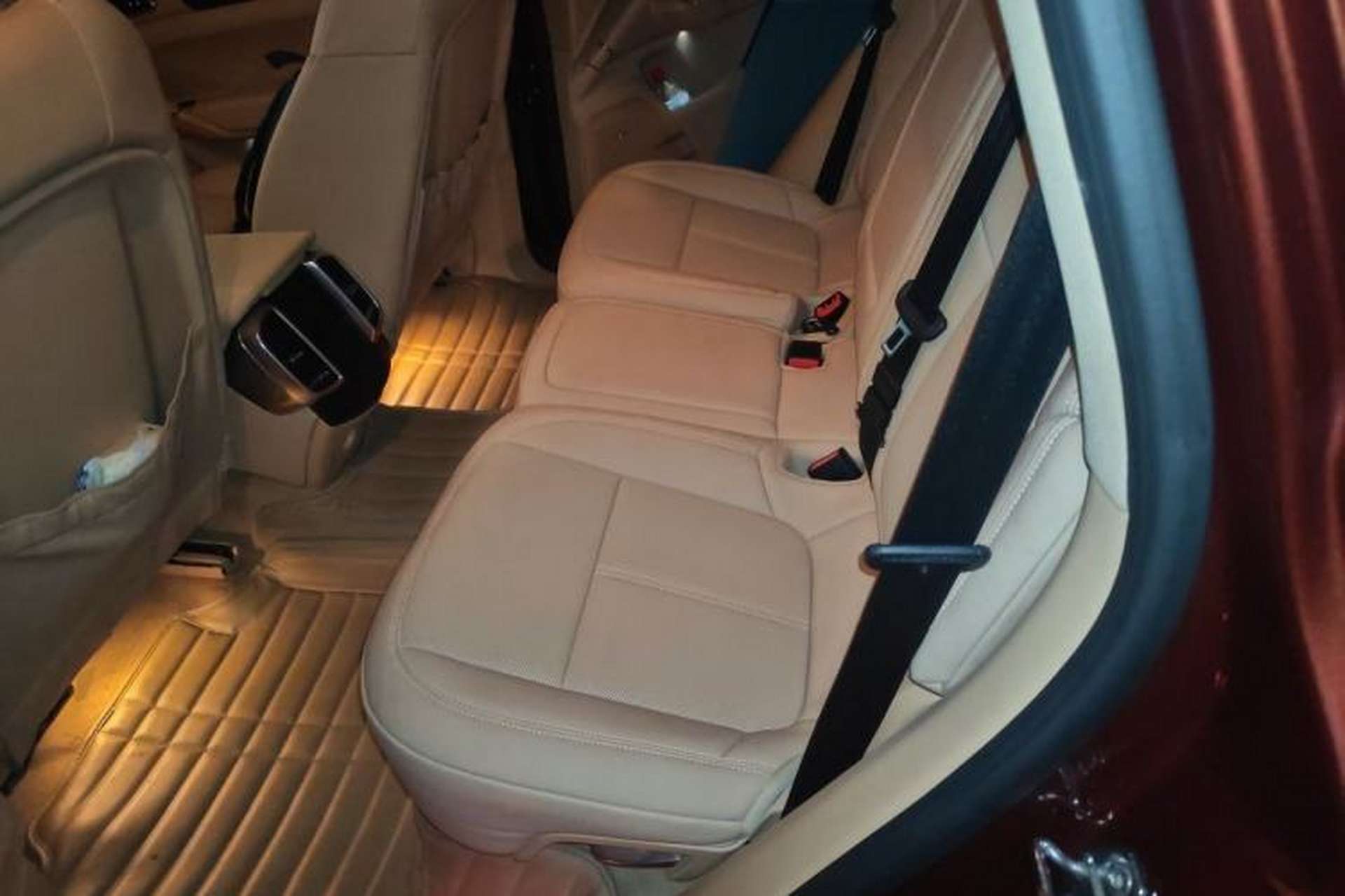 Used Porsche Cayenne 2011 Cayenne 3.0T Left Rear Seat