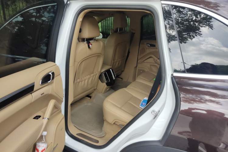 Used Porsche Cayenne 2011 Cayenne 3.0T Left Rear Seat
