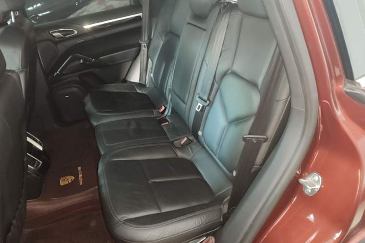 Used Porsche Cayenne 2011 Cayenne 3.0T Left Rear Seat