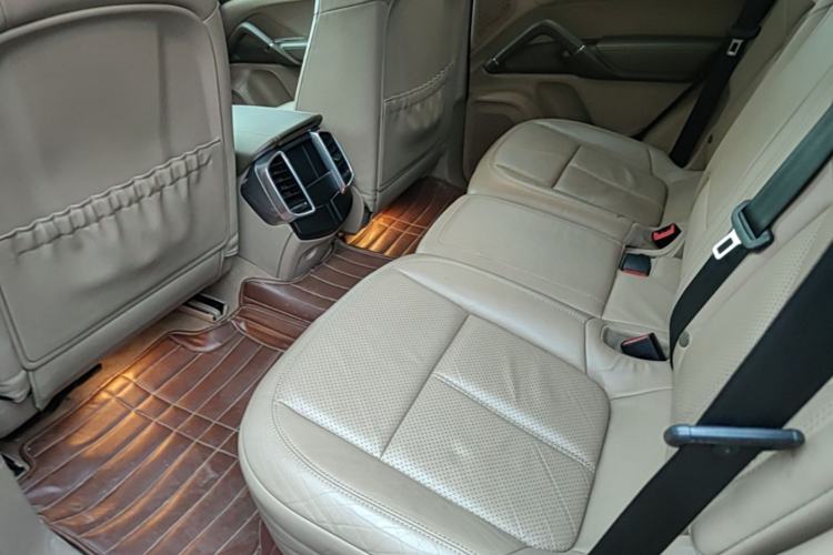 Used Porsche Cayenne 2011 Cayenne 3.0T Left Rear Seat