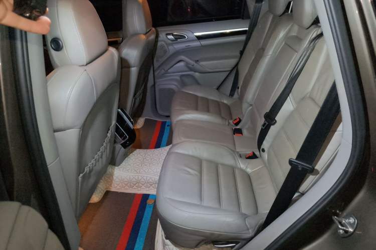Used Porsche Cayenne 2011 Cayenne 3.0T Left Rear Seat