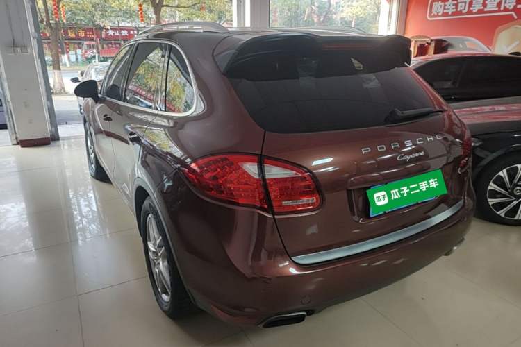 Used Porsche Cayenne 2011 Cayenne 3.0T Rear Left 45 Deg