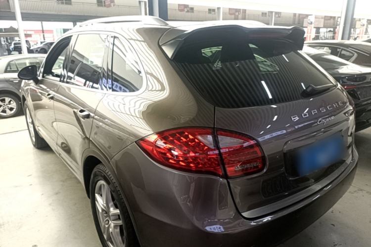 Used Porsche Cayenne 2011 Cayenne 3.0T Rear Left 45 Deg