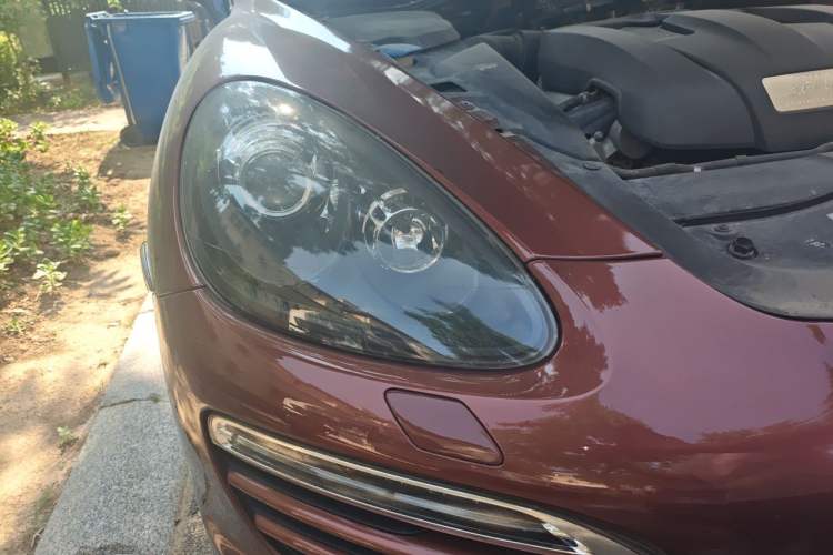 Used Porsche Cayenne 2011 Cayenne 3.0T Right Front Headlight