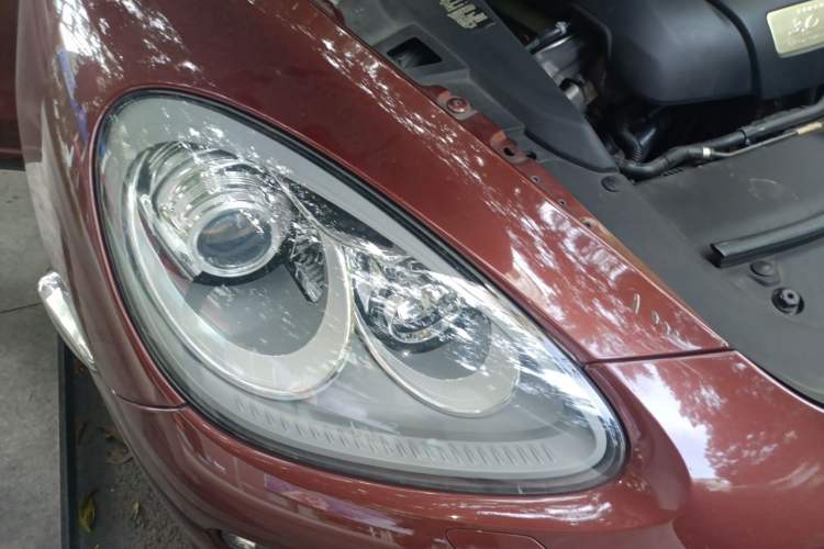 Used Porsche Cayenne 2011 Cayenne 3.0T Right Front Headlight