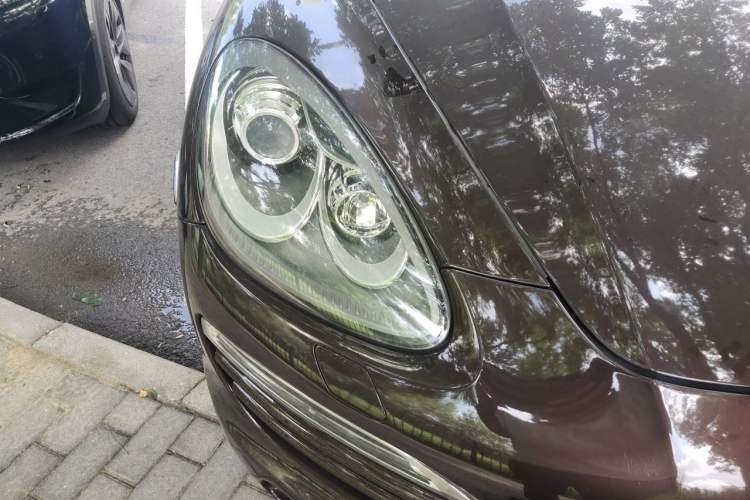 Used Porsche Cayenne 2011 Cayenne 3.0T Right Front Headlight