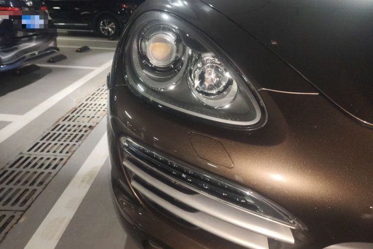 Used Porsche Cayenne 2011 Cayenne 3.0T Right Front Headlight