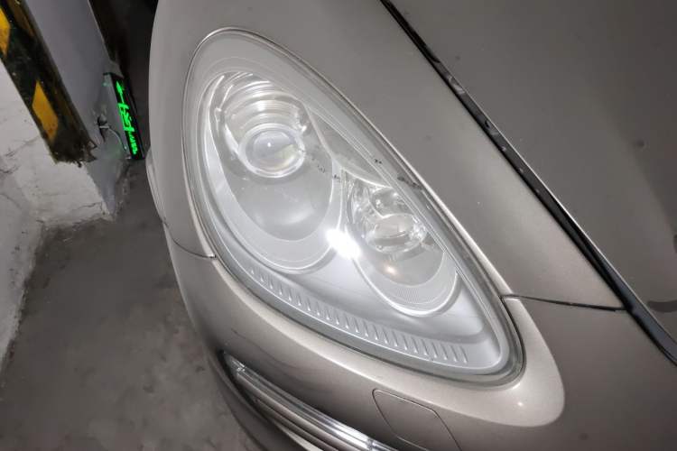 Used Porsche Cayenne 2011 Cayenne 3.0T Right Front Headlight