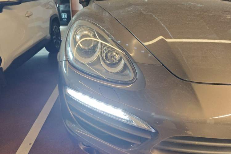 Used Porsche Cayenne 2011 Cayenne 3.0T Right Front Headlight