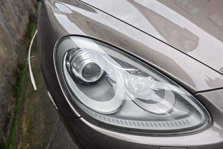 Used Porsche Cayenne 2011 Cayenne 3.0T Right Front Headlight
