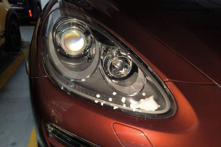 Used Porsche Cayenne 2011 Cayenne 3.0T Right Front Headlight
