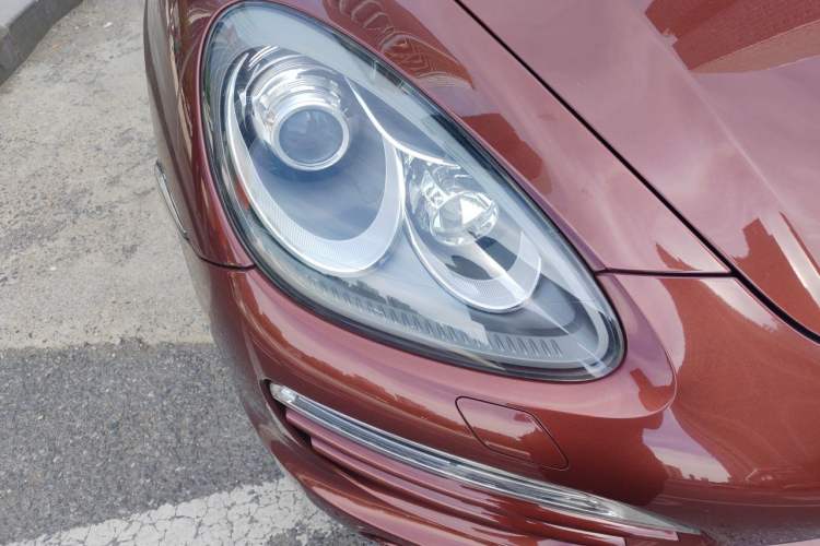 Used Porsche Cayenne 2011 Cayenne 3.0T Right Front Headlight