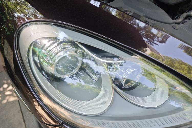 Used Porsche Cayenne 2011 Cayenne 3.0T Right Front Headlight